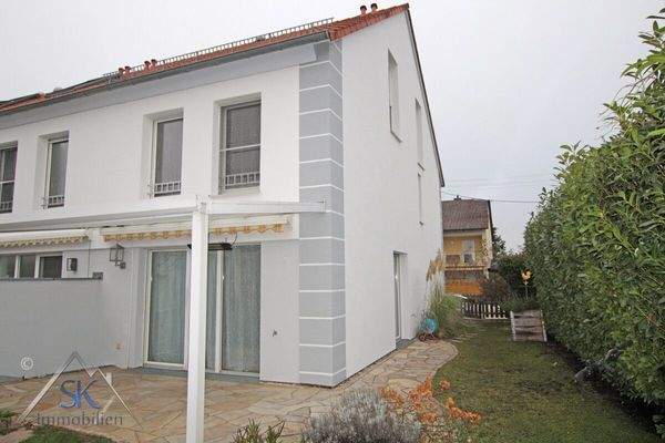 Garten-Seitenansicht