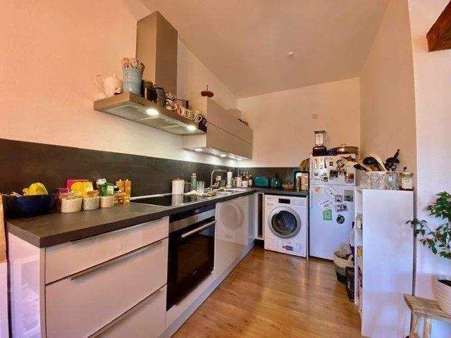 Sonnige Aussichten im Herzen der City: Ihr neues Zuhause mit Balkon und Charme - Photo 5