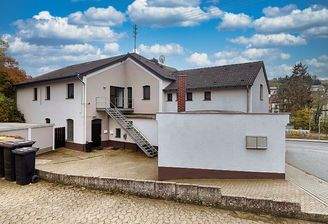 Aussenansicht Haus hinten2.jpeg