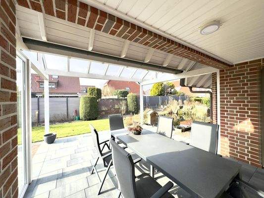 Überdachte Terrasse