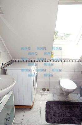 1806B871-53FC-40AD-8557-A5F518