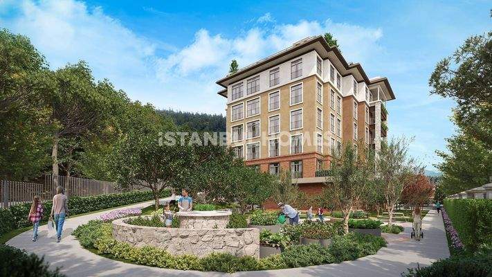 High-Ceiling Apartments in a Residential Complex in Eyup