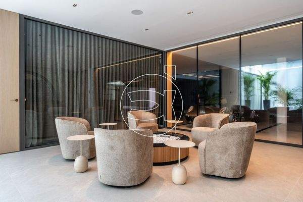 Exquisite Neue Villa