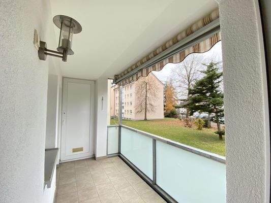 Ein Blick auf den Balkon