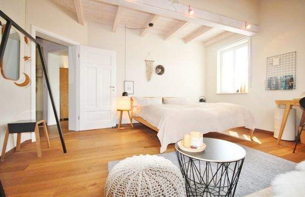 Zimmer Büro DG (2).JPG