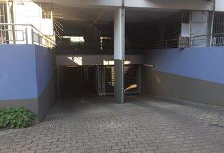 Einfahrt- u. Ausfahrt Bayernstraße