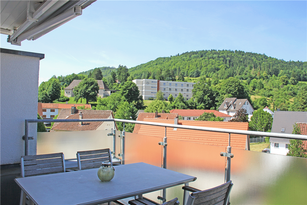 teilüberdachter Balkon