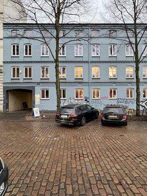 Zufahrt in den Innenhof