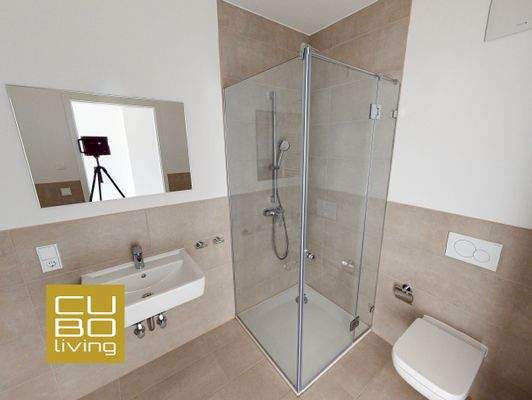 Badezimmer (Musterwohnung)