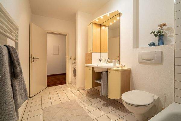 Wannenbad der Einliegerwohnung