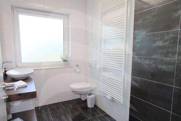 Bad klein Erdgeschoss