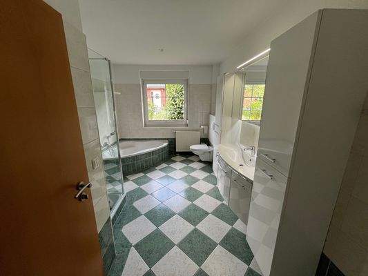 Badezimmer Erdgeschoss