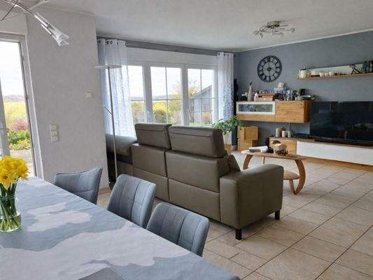 Wohnzimmer voller Licht