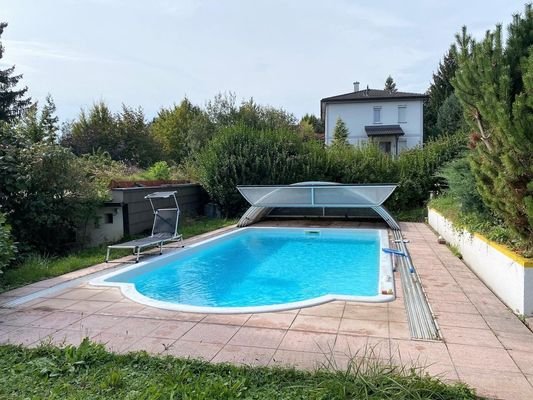 Pool - Archivbild