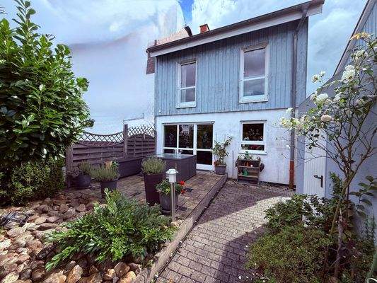 Terrasse 2 + Vorgarten