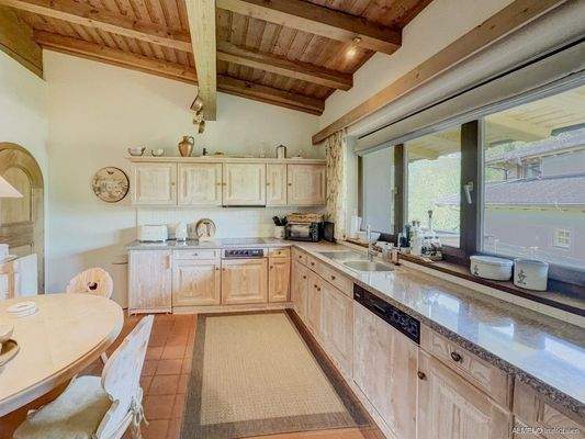 Wohnen in den Kitzbühler Alpen im Tirolerlandhausstil (5)