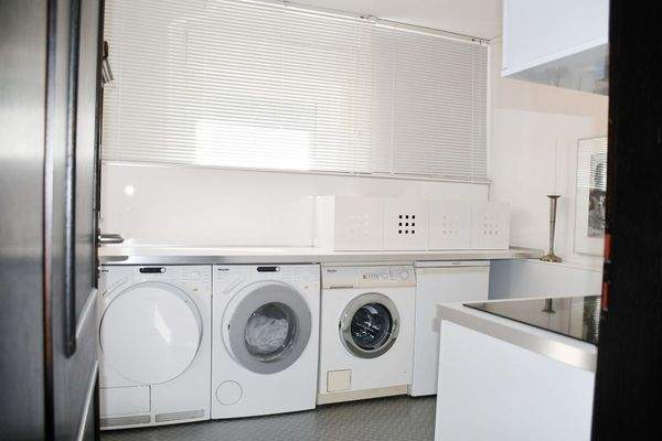 Hauswirtschaftsraum Untergeschoss.JPG