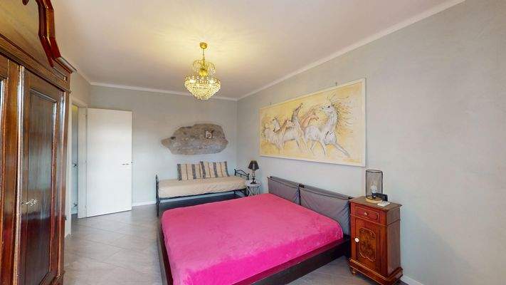 AB-073-13-Trilocale-recentemente-ristrutturato-a-M