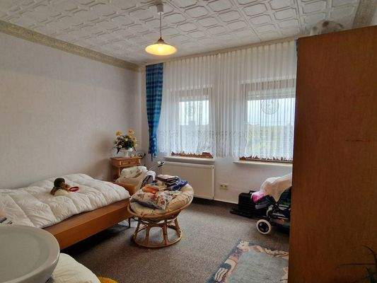 Schlafzimmer - Dachgeschoß.jpg
