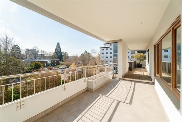 DACHTERRASSE!