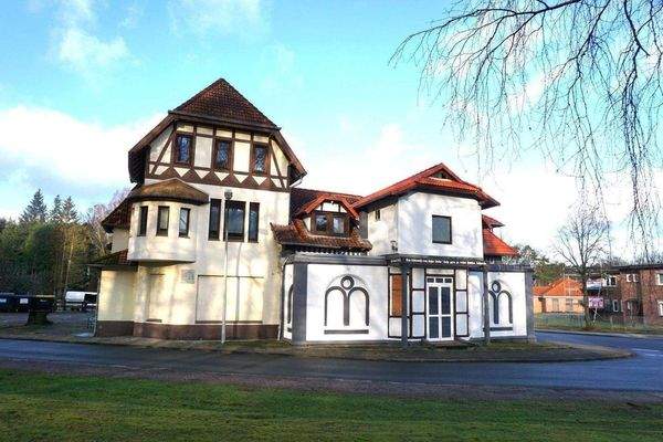 Straßenansicht vom Haus