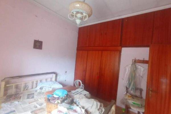 Kreta, Kastelli: Einfamilienhaus mit großem Garten in traditionellem Dorf zu verkaufen