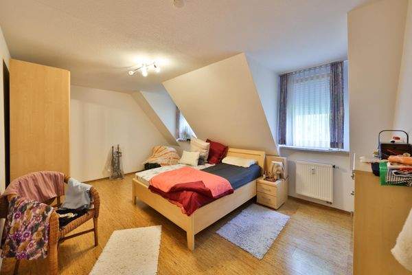 Whg 5 - DG Schlafzimmer