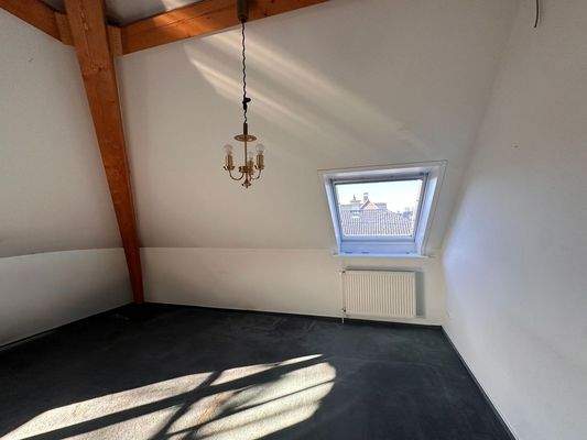 Ausschnitt Zimmer Sohn OG