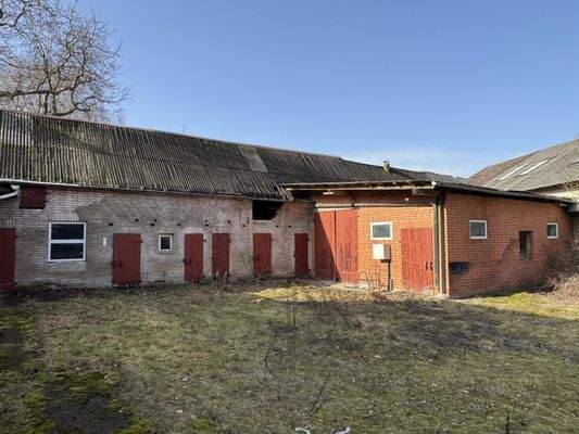 Nebengebäude rechts