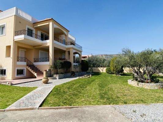 Kreta, Kalyves: Immobilie mit atemberaubender Aussicht zum Verkauf