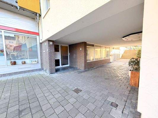 Außenfoto - Unterführung