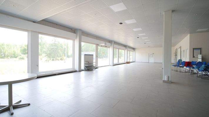 Verkaufsraum /Lager /Büro etc.