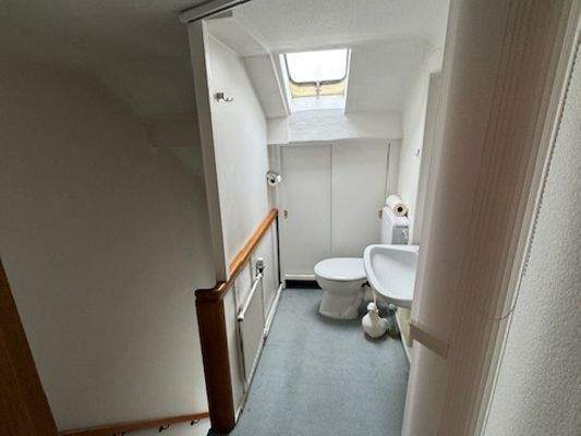 WC Dachgeschoss.jpg