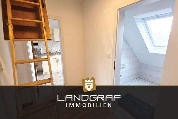 Flur mit Zugang Dachboden