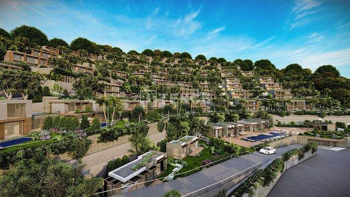 Villas with Pools in a Complex with Beach Access in Bodrum