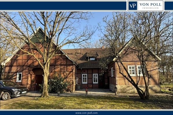 stilvolles Zweifamilienhaus mit Altbaucharme