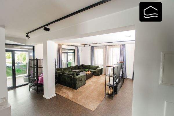 Wohnzimmer Schowroom.jpg