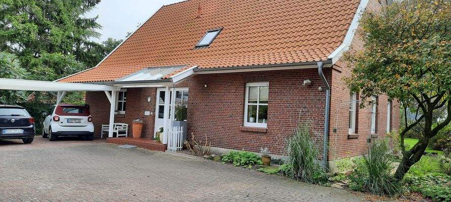 Hausansicht Eingangsbereich
