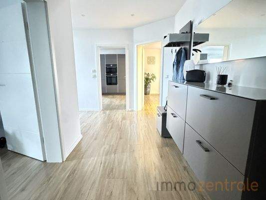 AA485FE1-FE5D-41DB-A9A6-F04C67D7972F_1_201_a