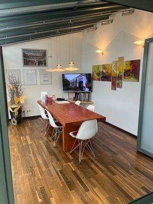 Ausstellung Kundenberatung.jpg