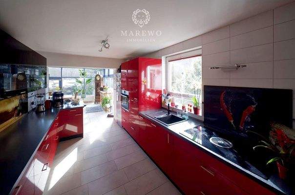 Küche mit Einbauküche, EG