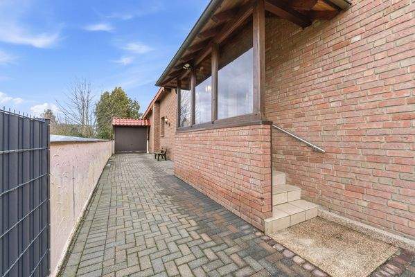 Hauseingang/Einfahrt