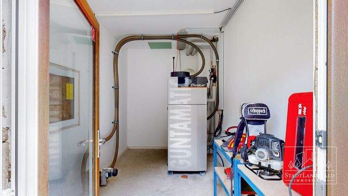 EG - Heizraum mit angrenzendem Pelletspeicher