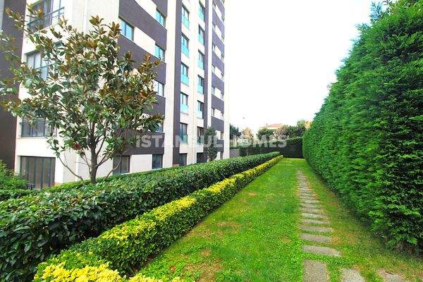 Spacious Flats Near the Marina in Beylikdüzü İstanbul