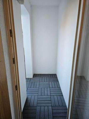 ame17-566-Ausgang Balkon.jpg