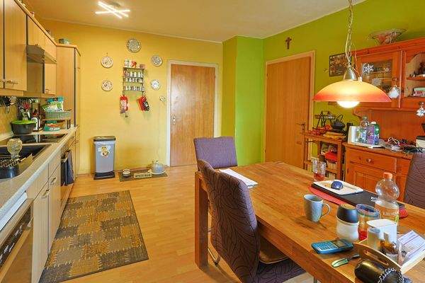 Küche mit Essbereich