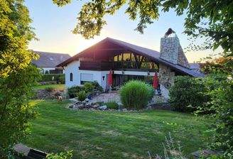 Hausansicht vom Garten