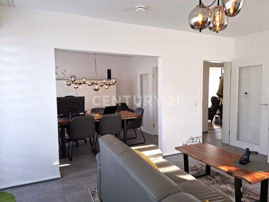 Wohnzimmer / Esszimmer