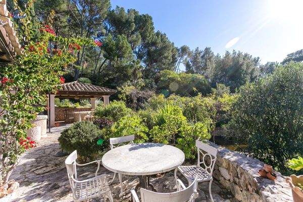 Wundervoller Außenbereich mit Sitzecke