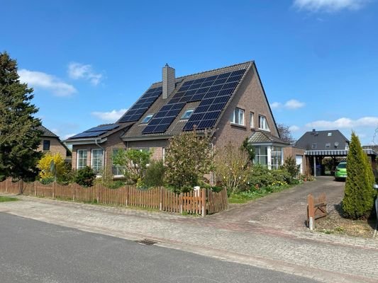 Frontansicht, Photovoltaik